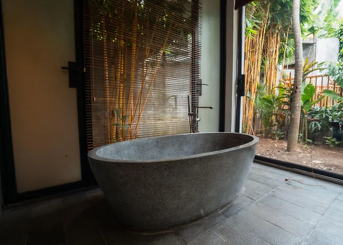 リゾート Gruen Canggu Garden 4*